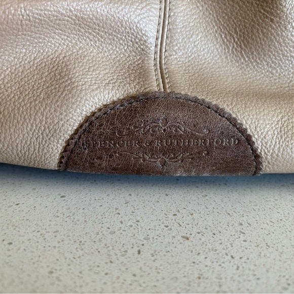 Spencer & Rutherford cream Leather green Shoulder Bag Limited Edition 11… - Picture 10 of 11